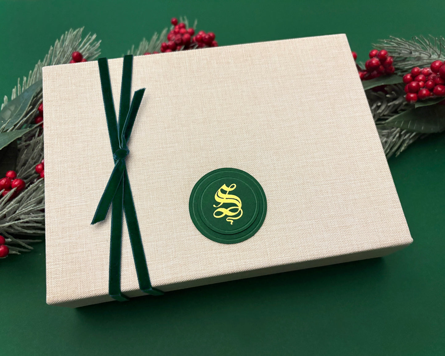 CHRISTMAS KEEPSAKE LINEN BOX