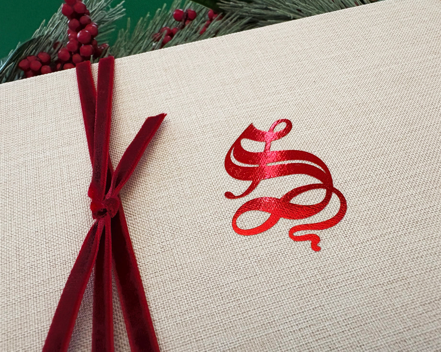 CHRISTMAS KEEPSAKE LINEN BOX